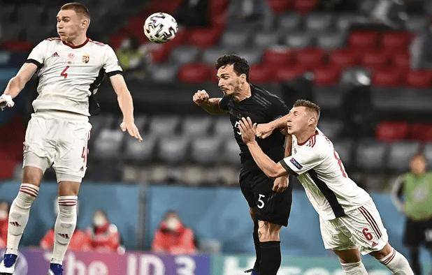 关于塞维利亚发布备战花絮，集结日篮板制胜，西甲任务艰巨，赛程密集仍需轮换的信息