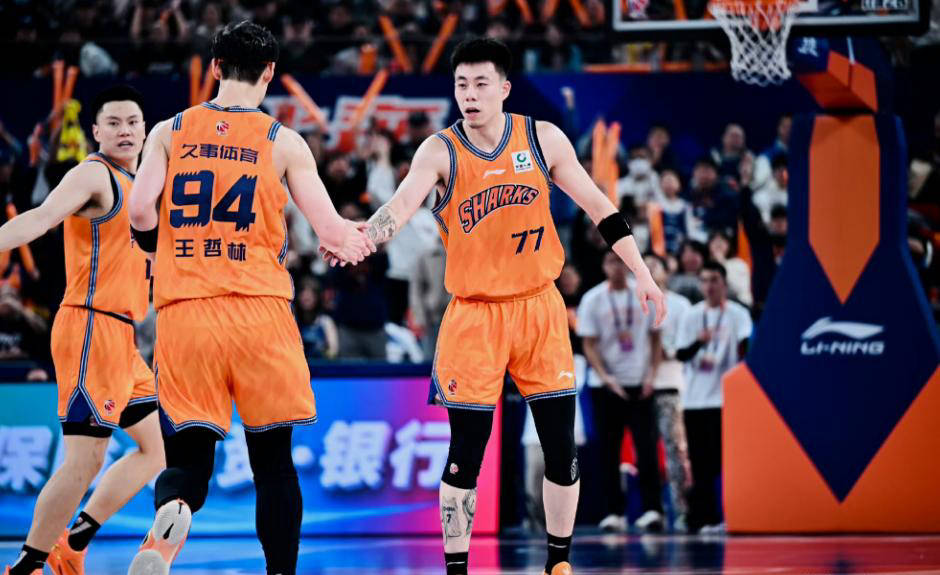 NBA总决赛倒计时，芝加哥公牛关键时刻防线松动，细节引发关注，赛场秩序良好，阵容厚度经受考验的简单介绍